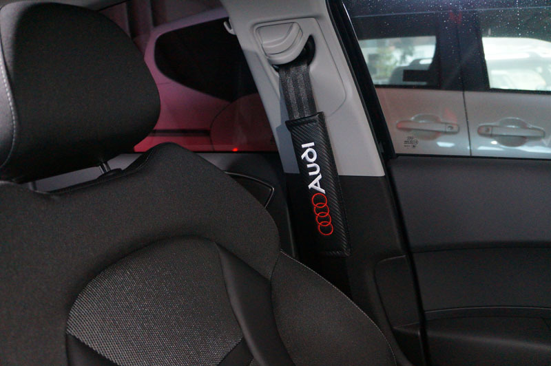 Audi シートベルトパッド シートベルトカバー 2.JPG