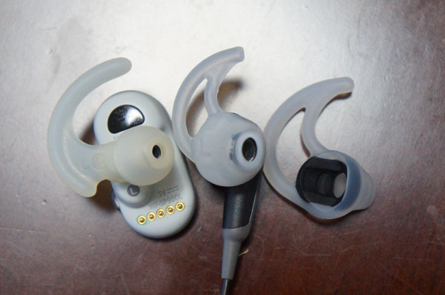 Bose SoundSport in-ear headphones 　Sony WF-SP900 (2).JPG