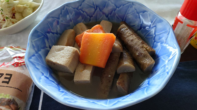 ニンジンとゴボウと高野豆腐の煮物.JPG