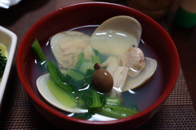 小松菜とシメジとハマグリのお吸い物.JPG